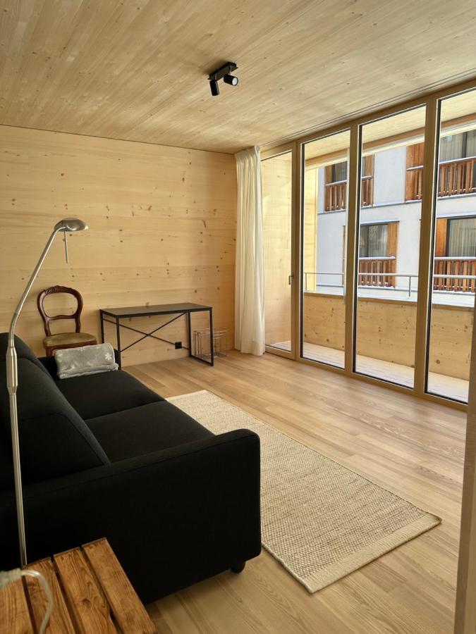 Mondholz Ferienwohnung Andermatt Exterior foto